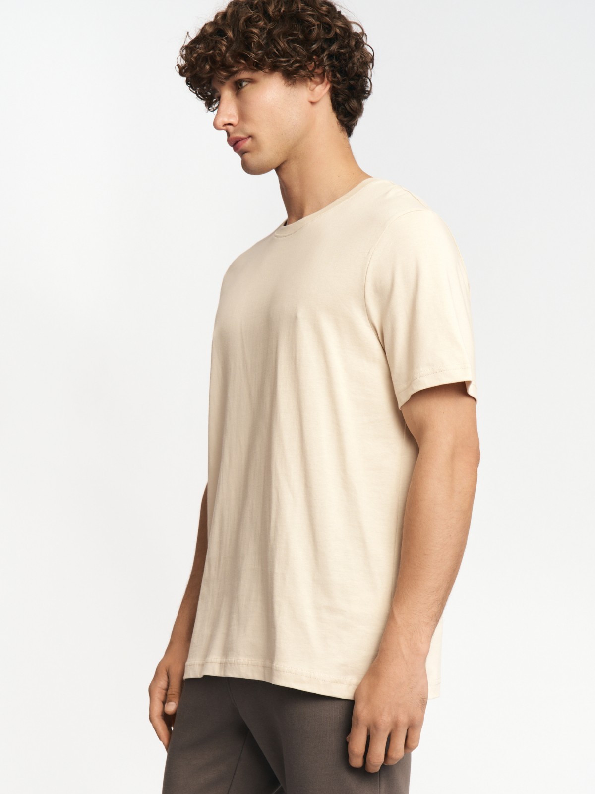 Футболка из хлопка с круглым вырезом