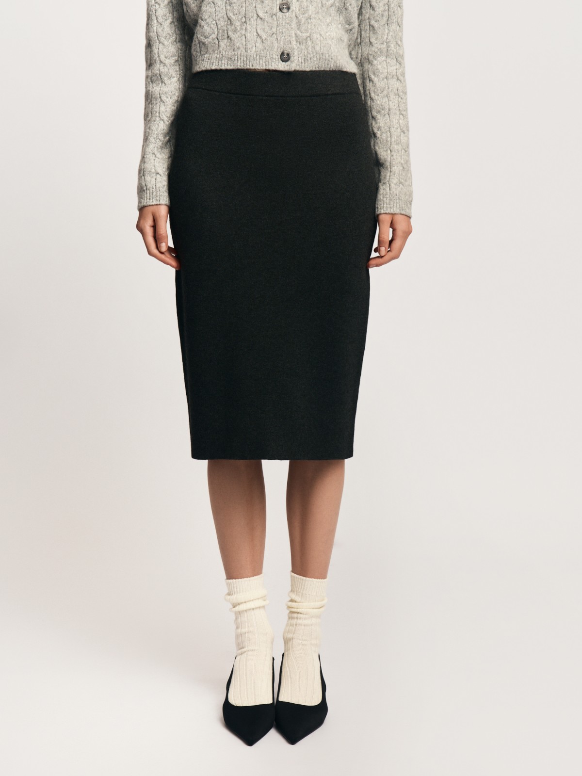 Трикотажная юбка-карандаш на резинке