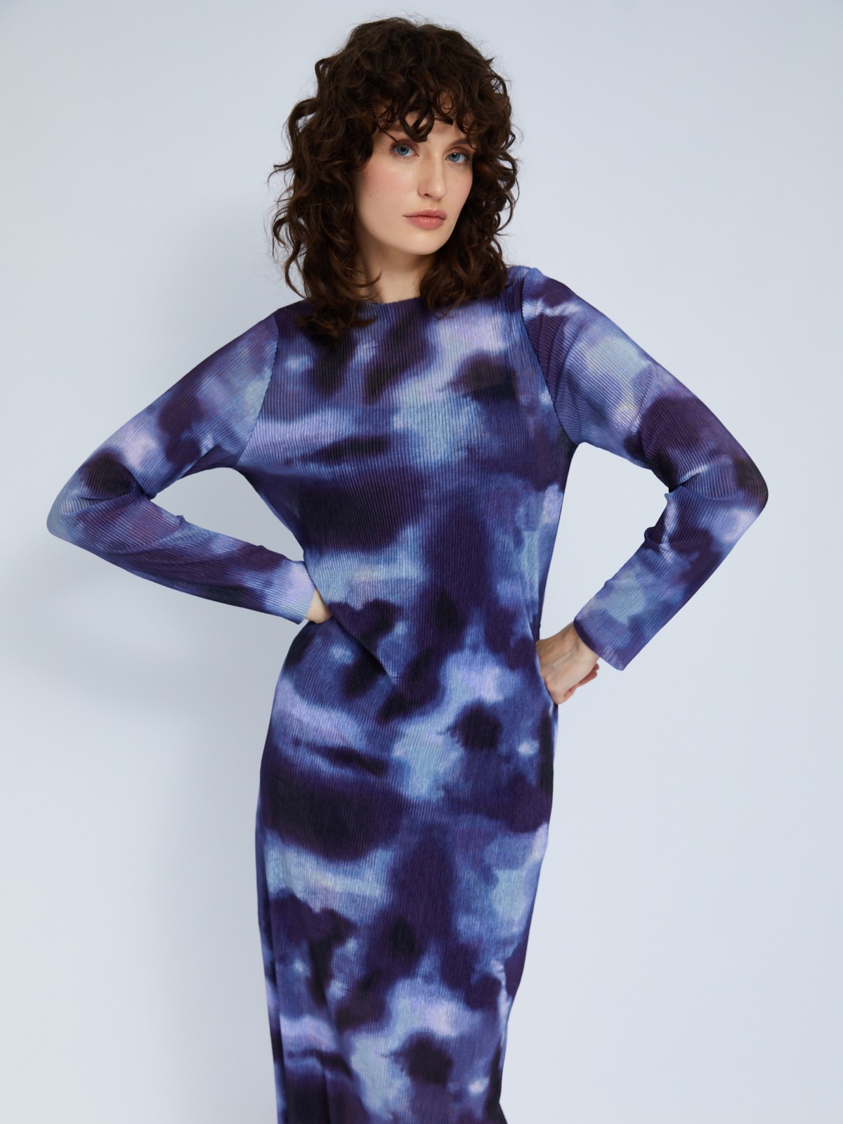 Платье миди из сетки с поясом