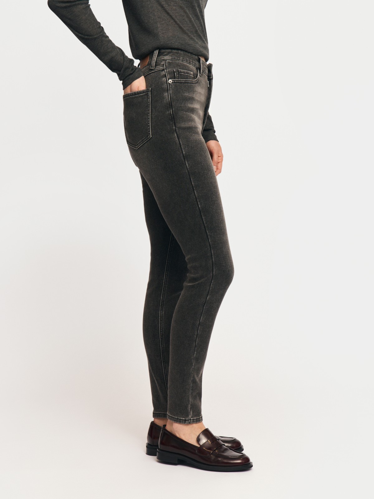 Утеплённые джинсы силуэта Skinny с ворсом