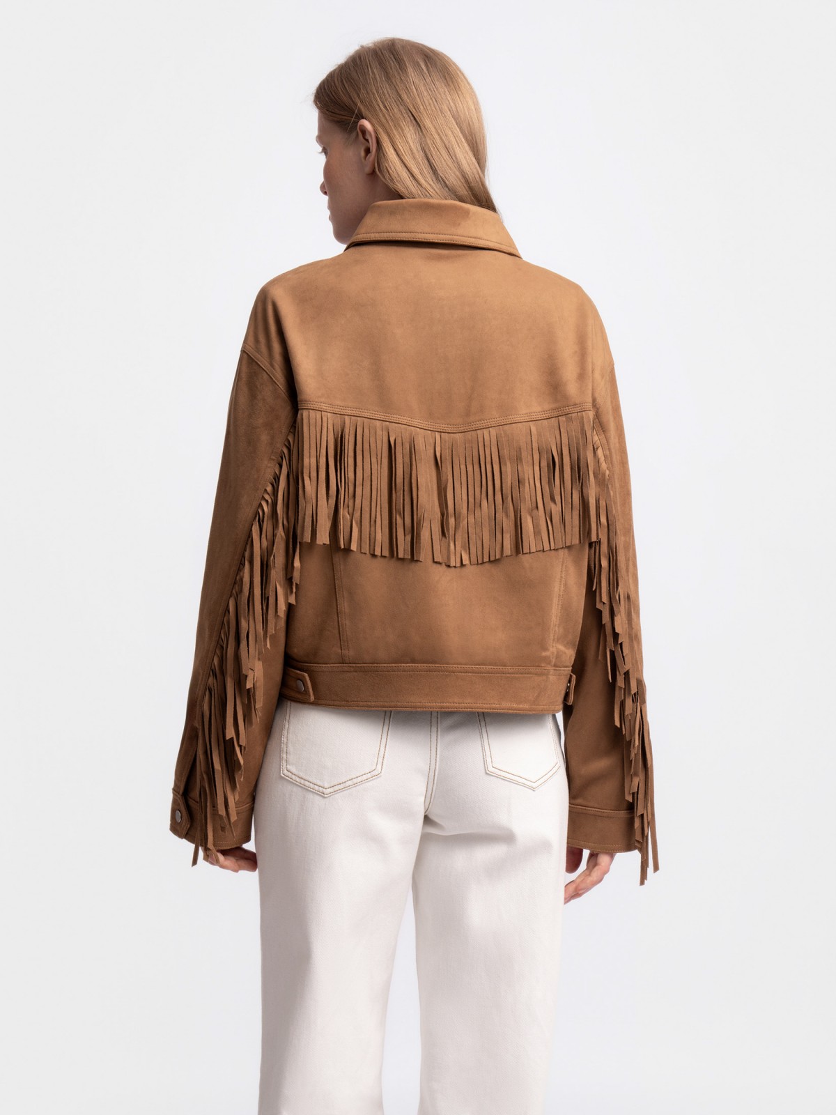 Куртка из экозамши с бахромой