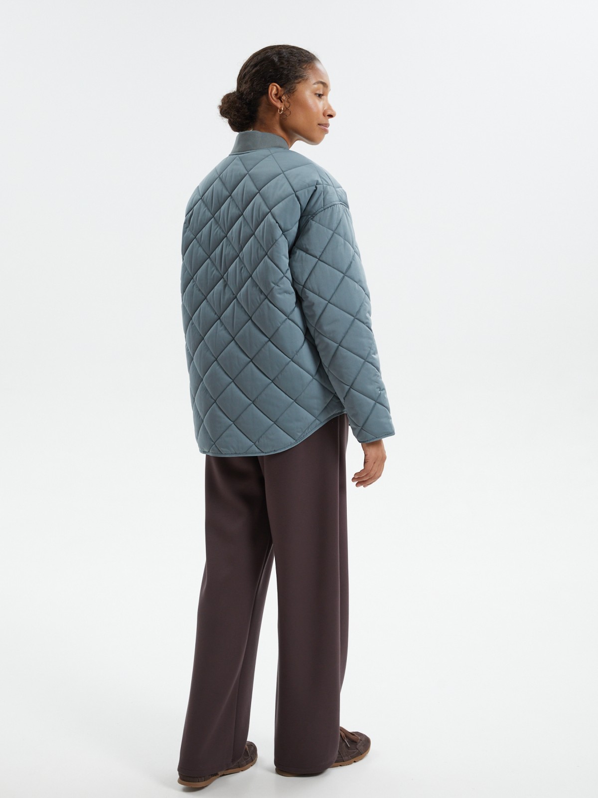 Утеплённая стёганая куртка на синтепоне