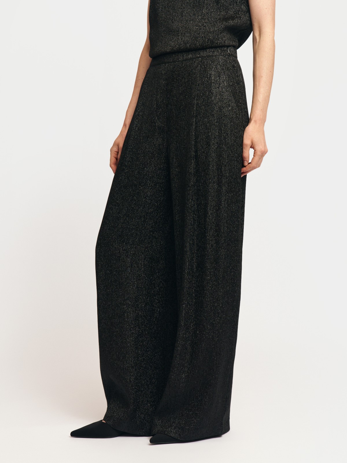 Широкие брюки с люрексом