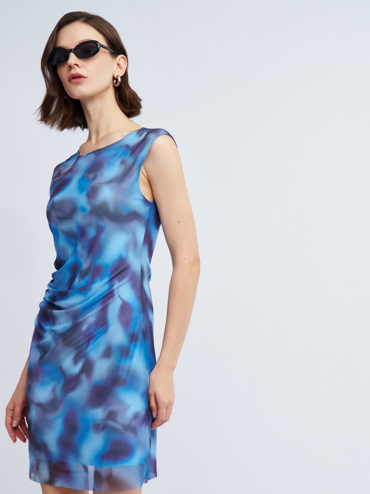 Платье без рукавов из сетки с драпировкой