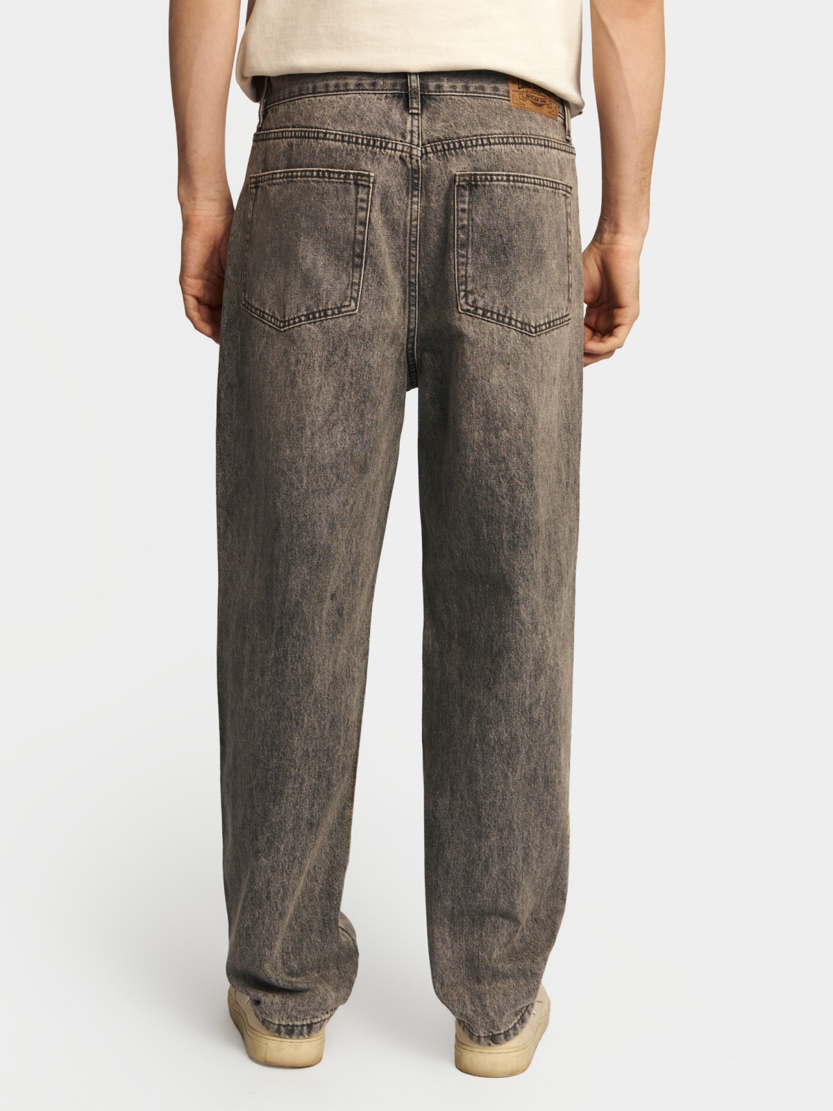 Джинсы фасона Baggy