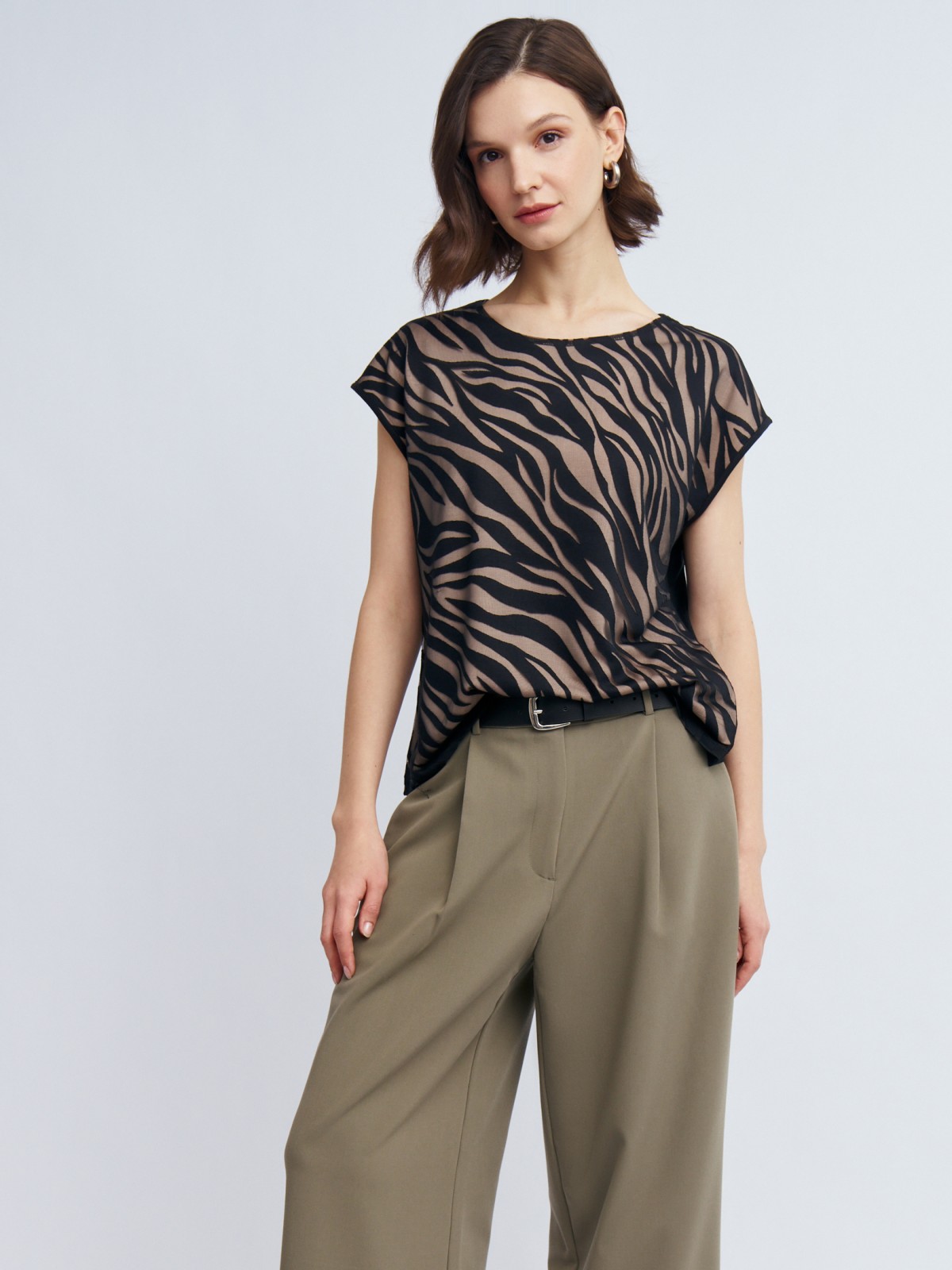 Блузка с узором в полоску