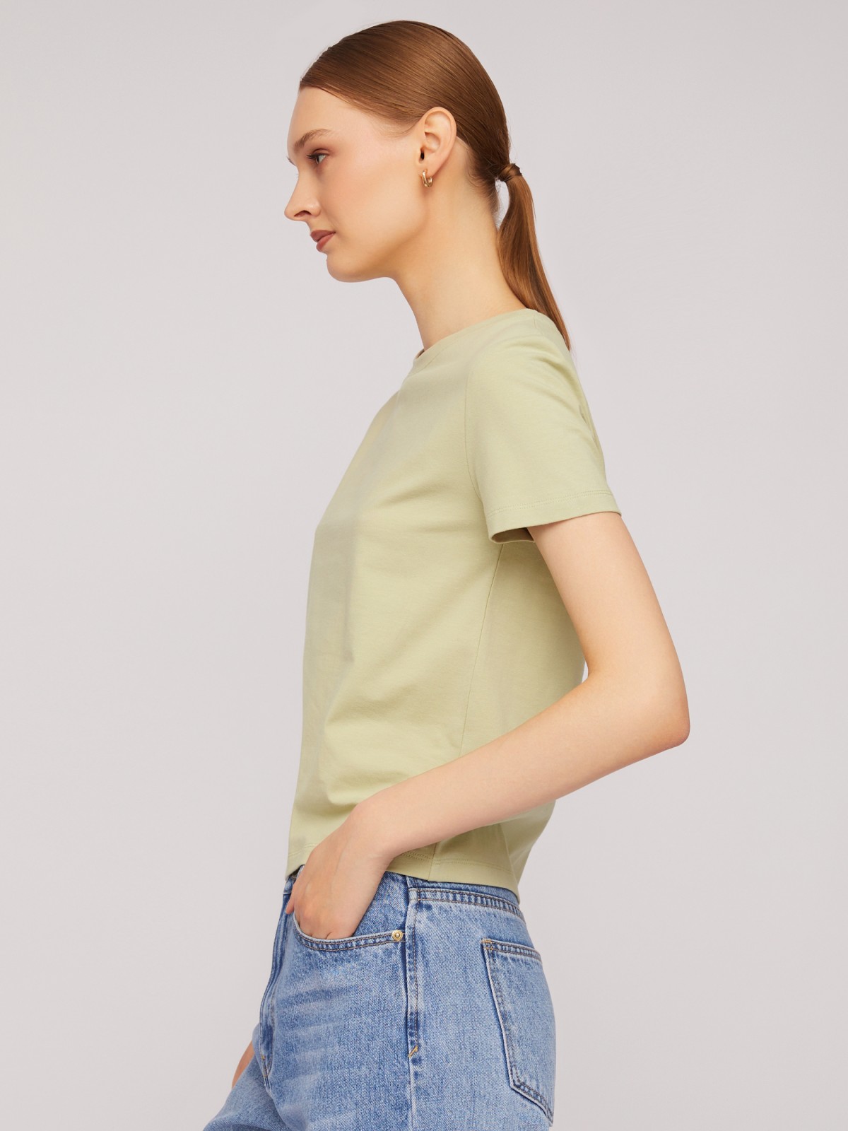 Однотонная футболка из хлопка с коротким рукавом