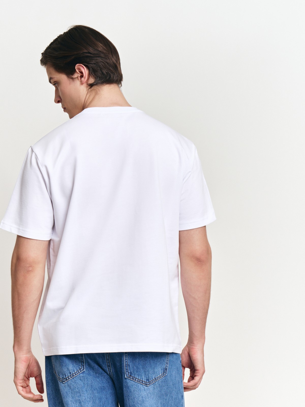 Футболка из хлопка с круглым вырезом