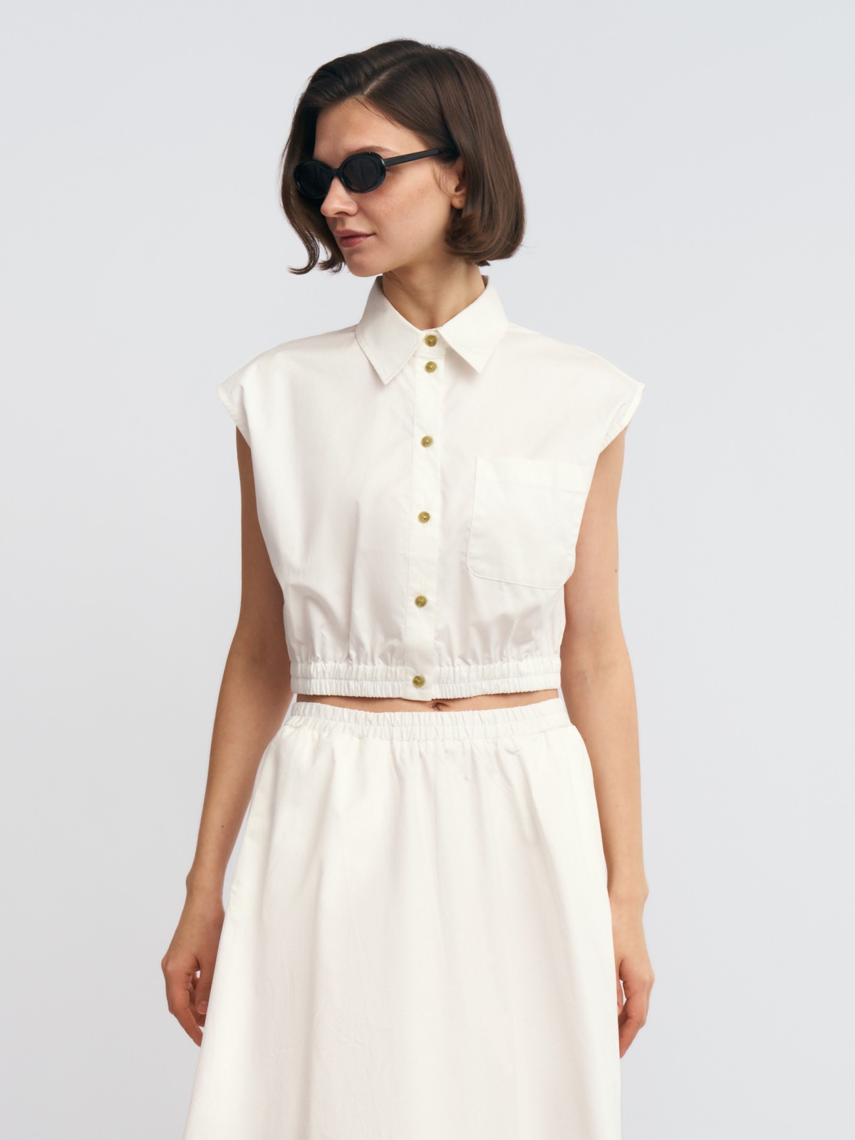 Топ-блузка без рукавов на резинке