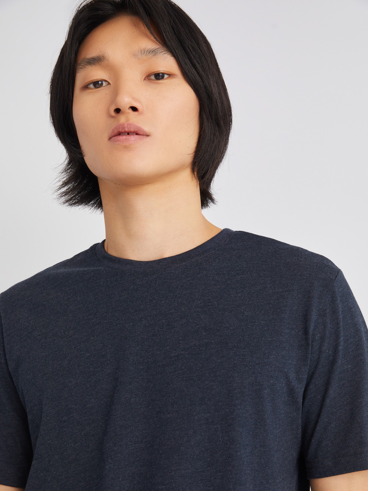 Трикотажная футболка с круглым вырезом