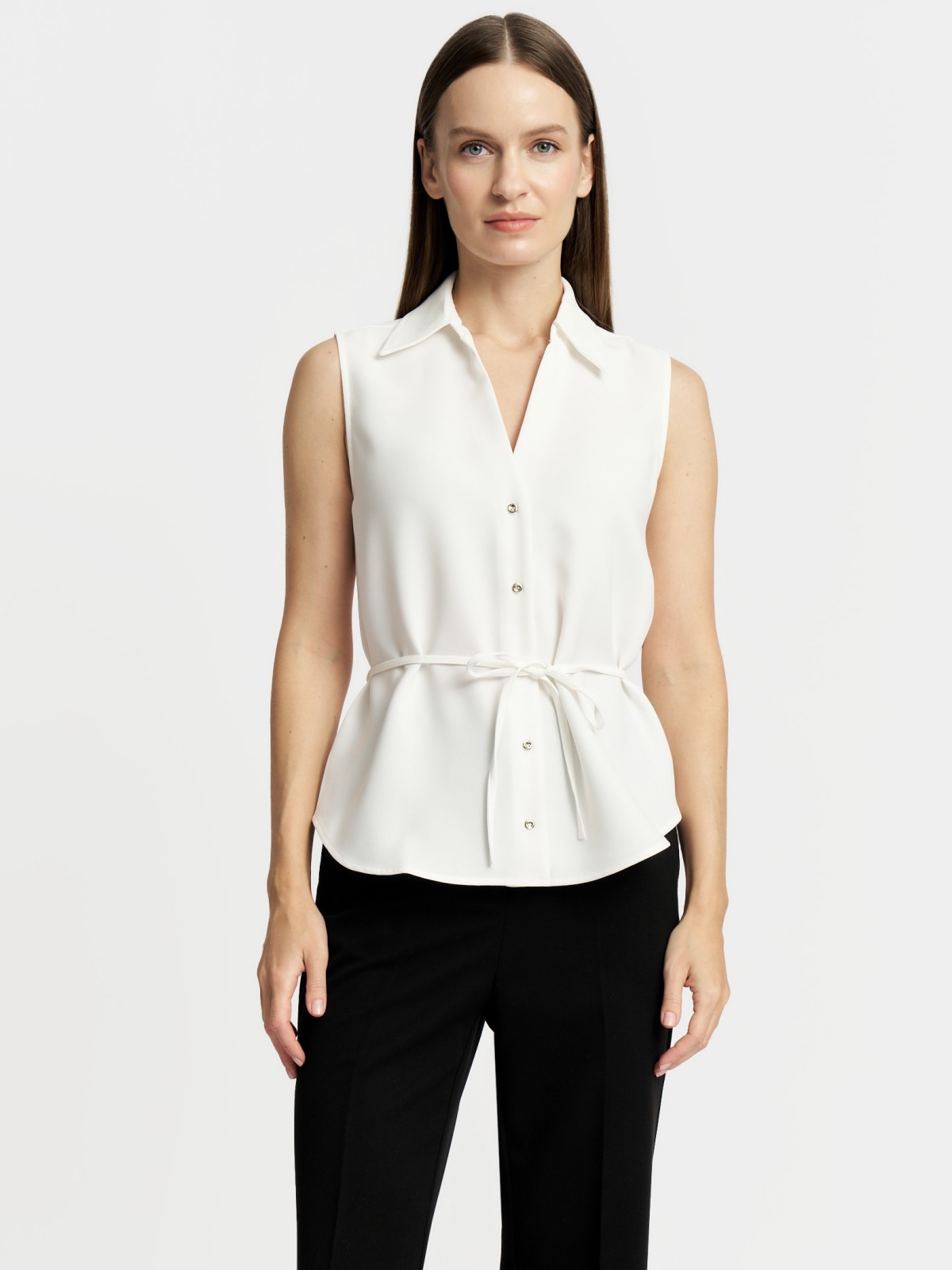 Блузка без рукавов