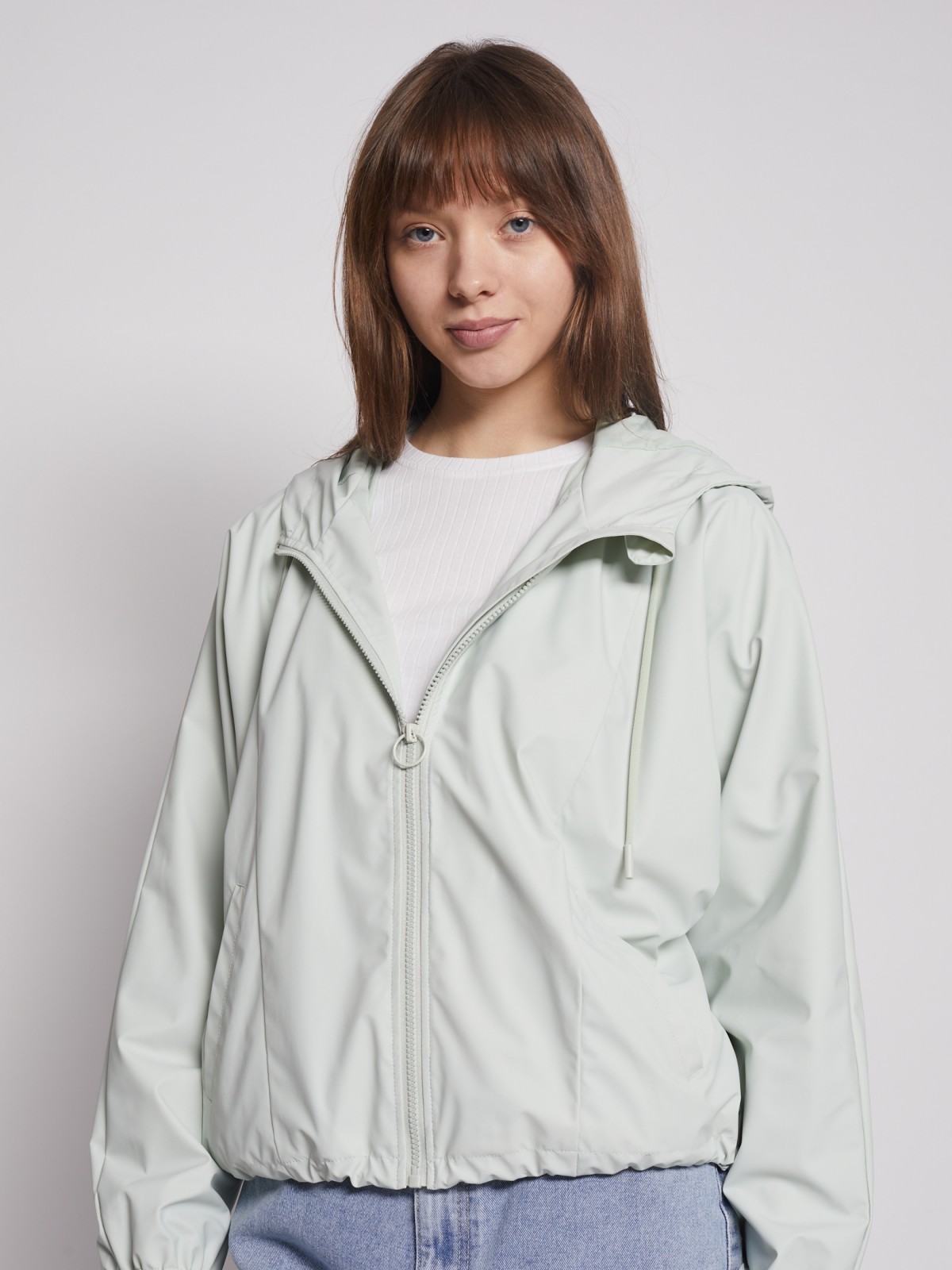 Куртка-ветровка с капюшоном