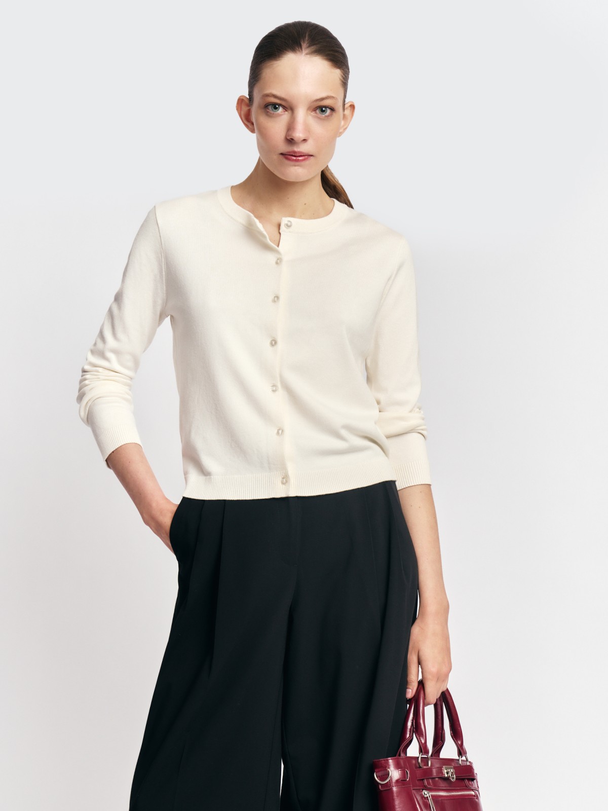 Трикотажный кардиган на пуговицах