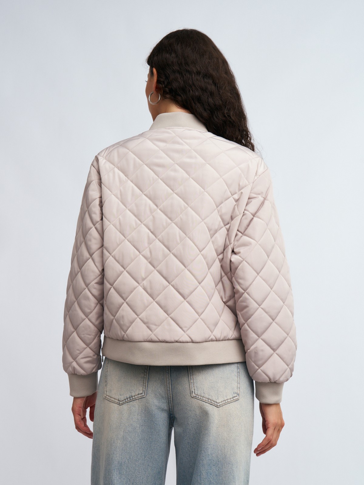 Утеплённая стёганая куртка-бомбер на синтепоне