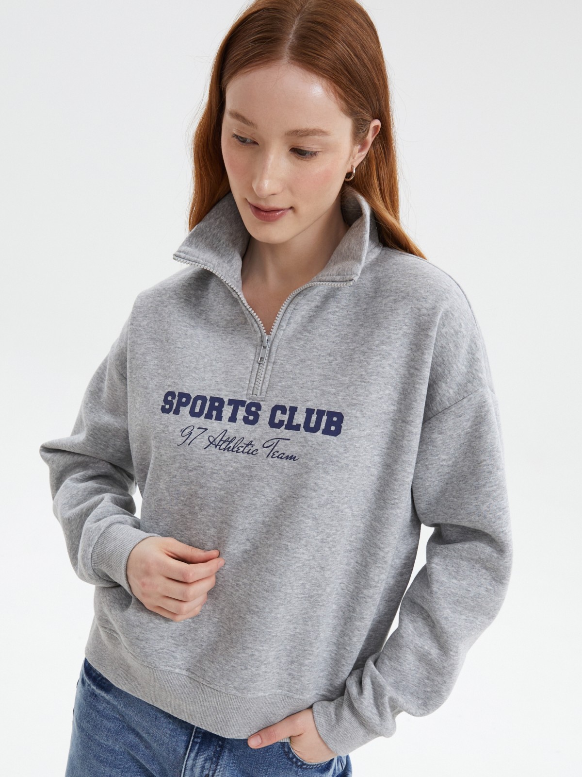 Свитшот с воротником-стойкой на молнии