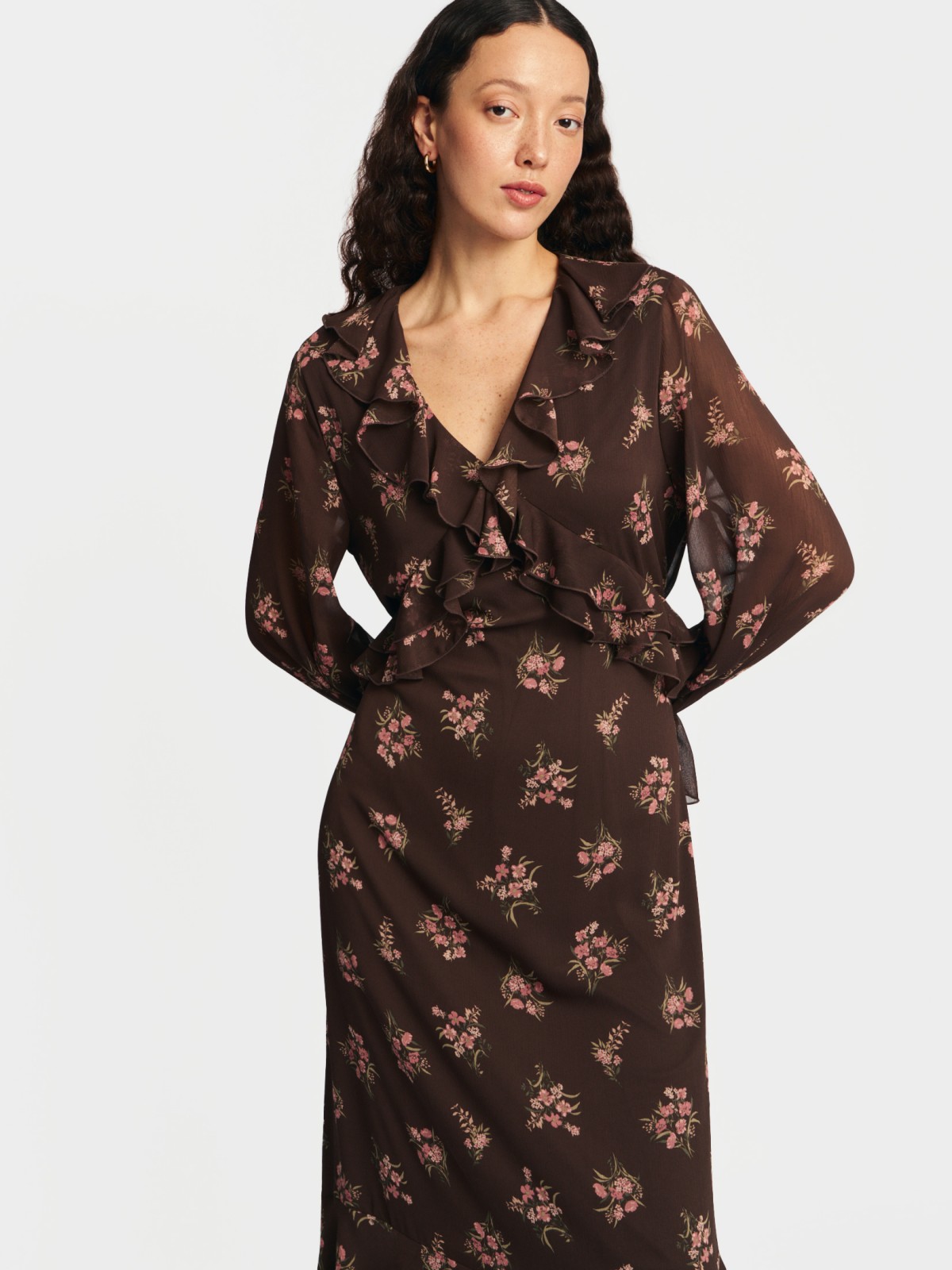 Платье макси из шифона с воланами