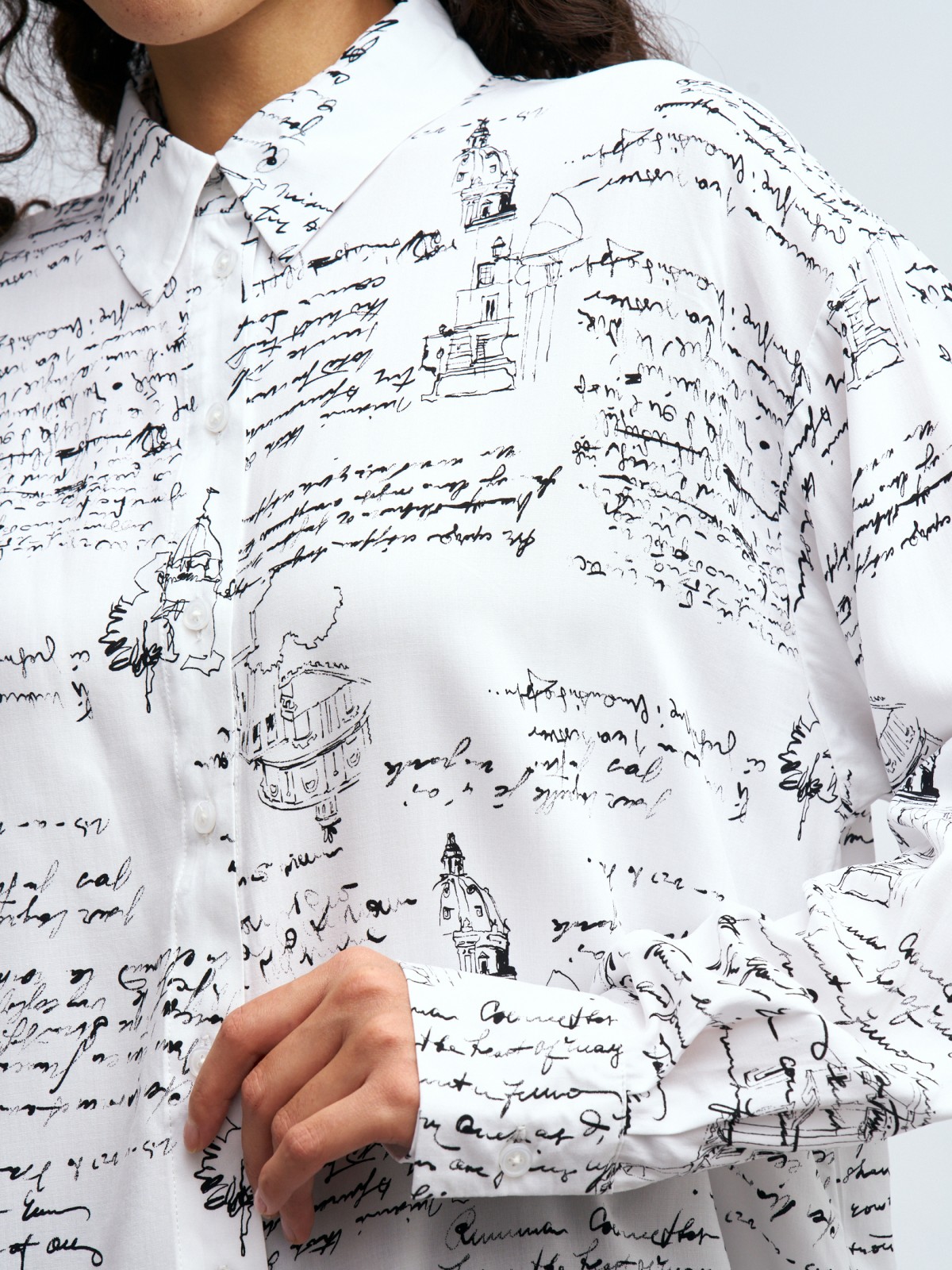 Рубашка оверсайз силуэта из вискозы с принтом