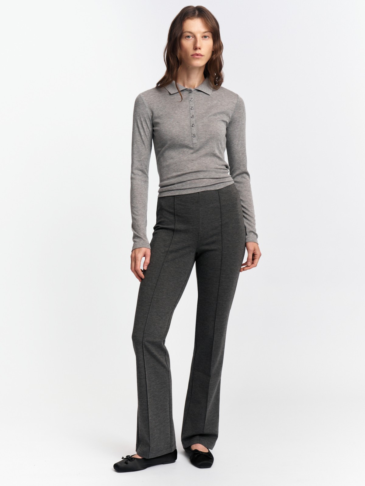 Брюки Bootcut из трикотажа со стрелками