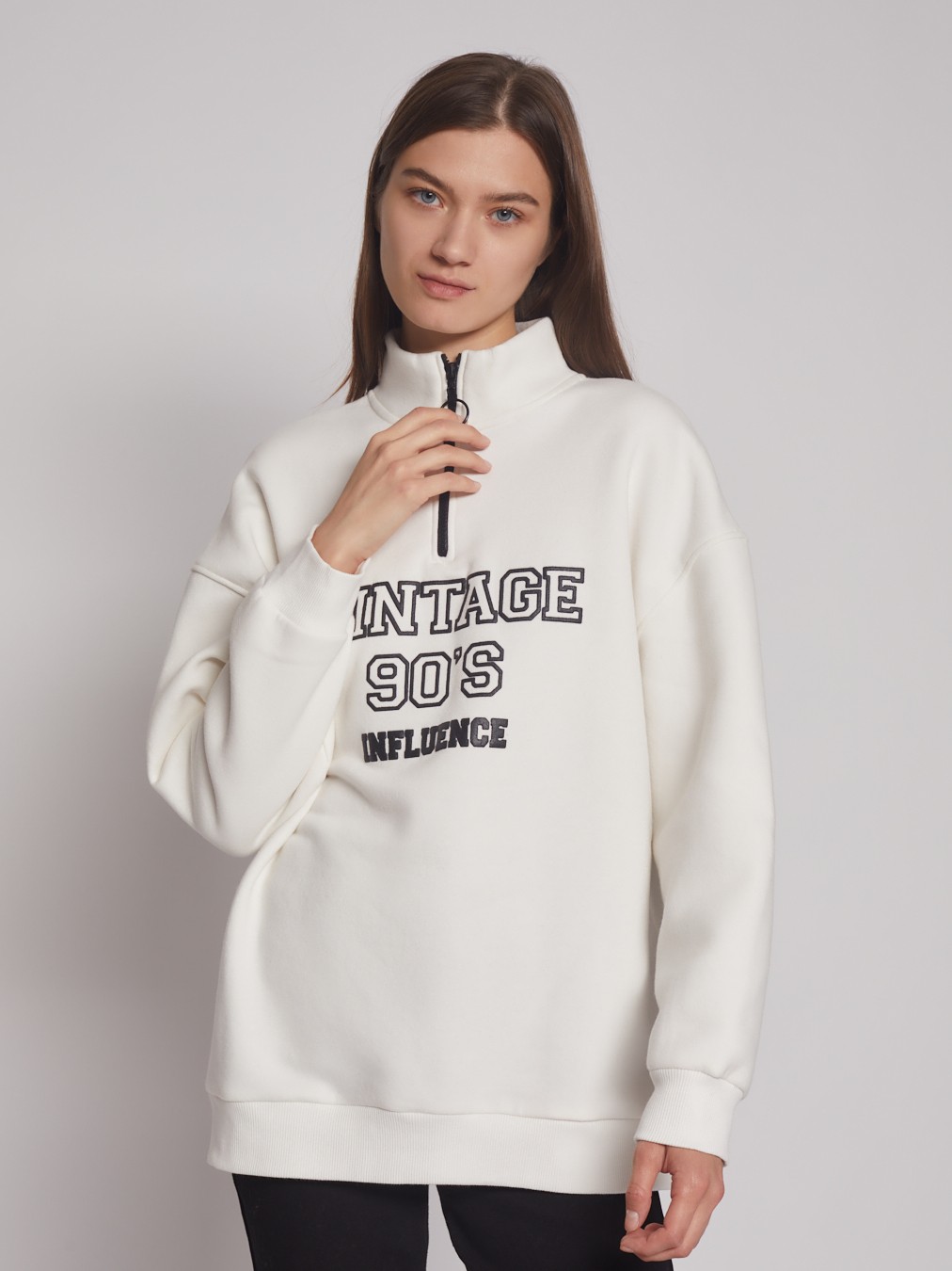 Утеплённая толстовка-анорак с воротником