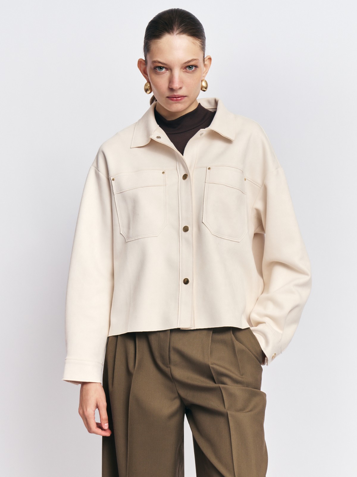 Куртка из экозамши без утеплителя 2299₽