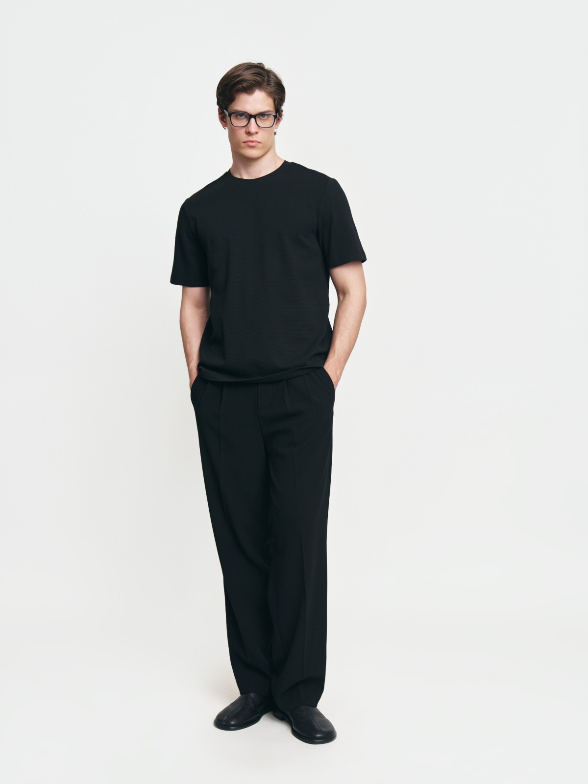 Футболка из хлопка с круглым вырезом