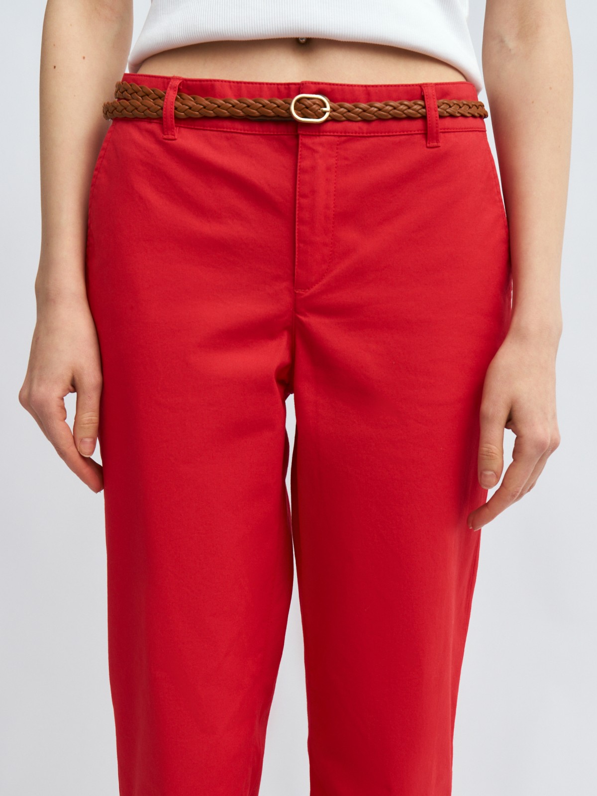 Брюки-чинос из хлопка с ремешком