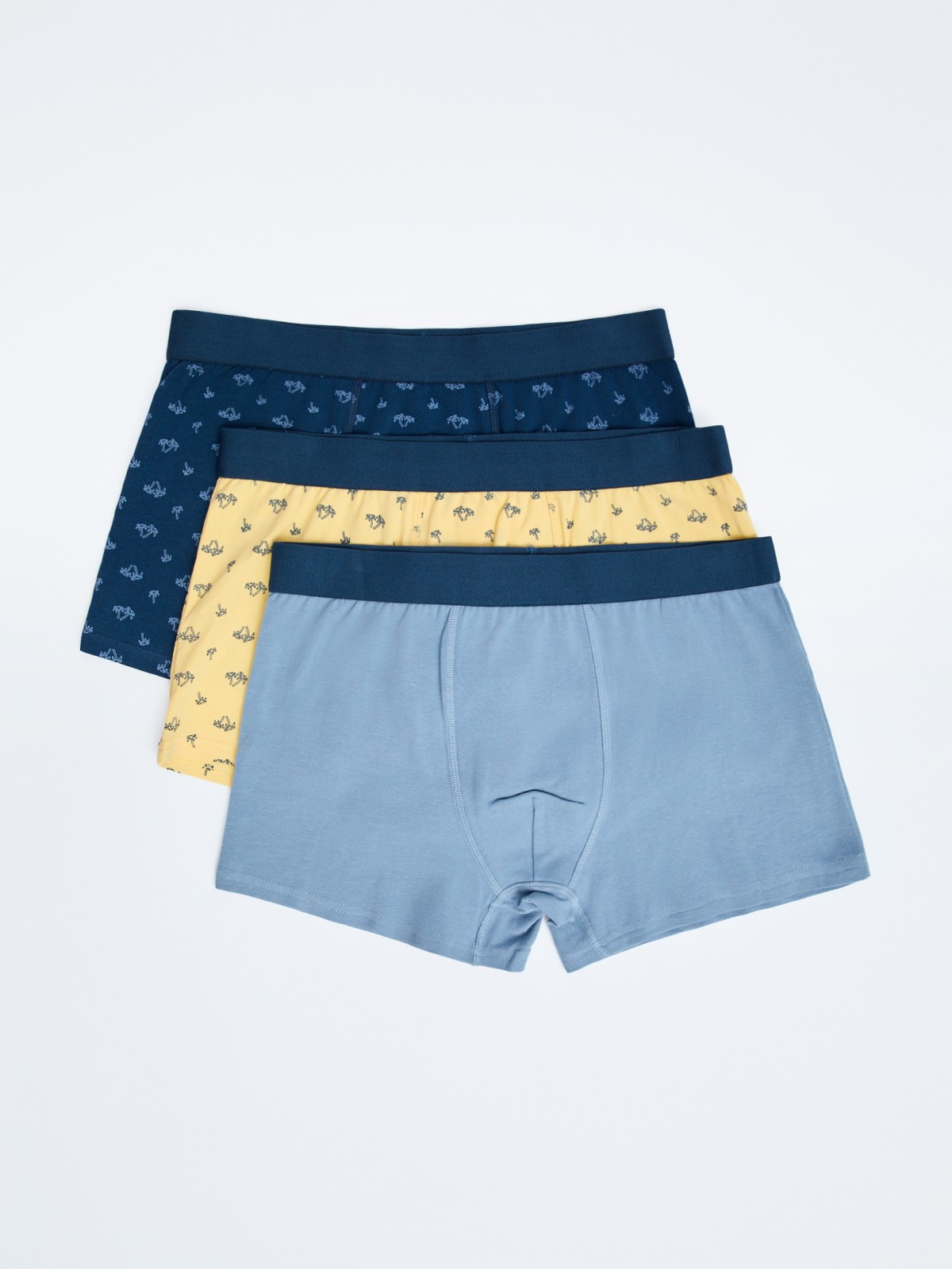 Набор трусов из хлопка 3 шт в комплекте 799₽