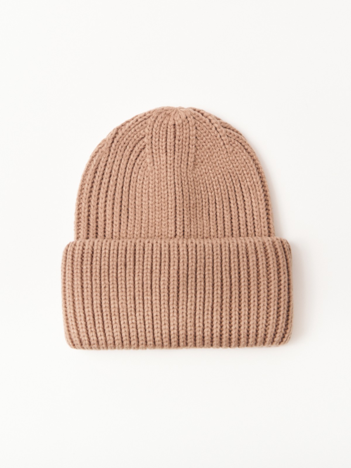 Вязаная шапка-бини