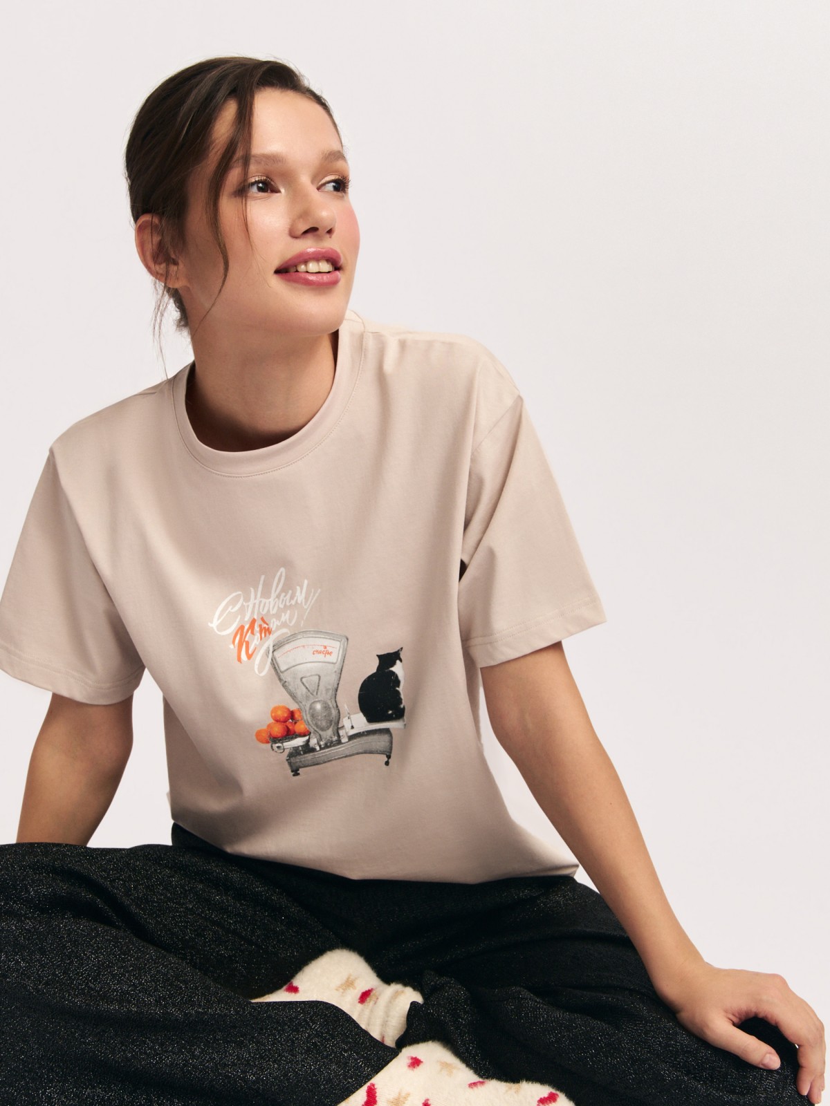 Футболка из хлопка с новогодним принтом