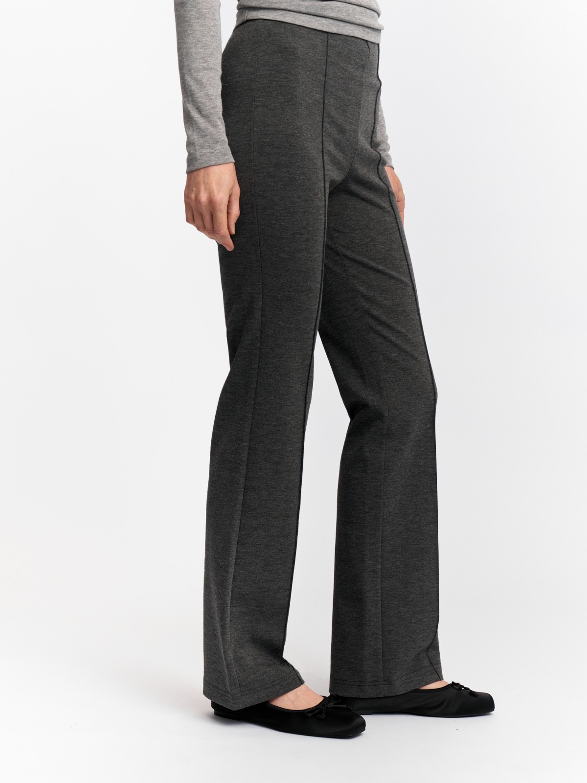 Брюки Bootcut из трикотажа со стрелками