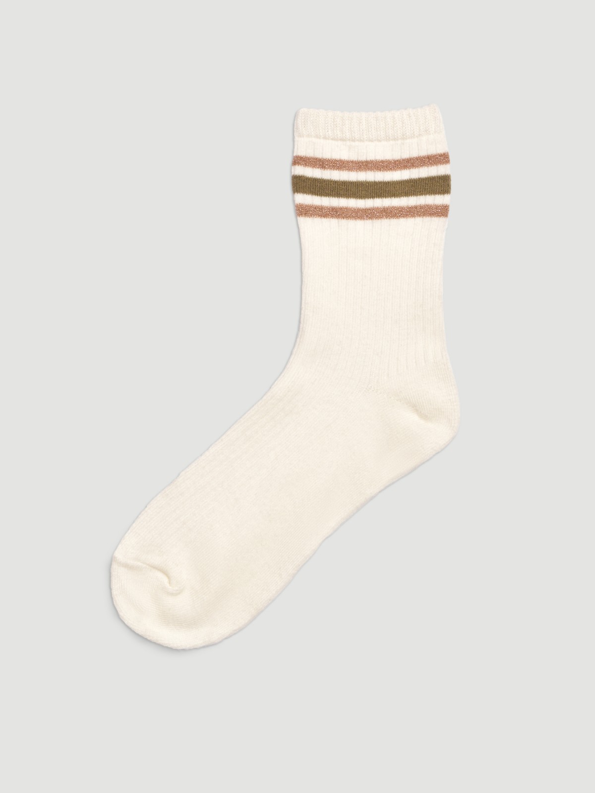 Высокие белые носки с полосками
