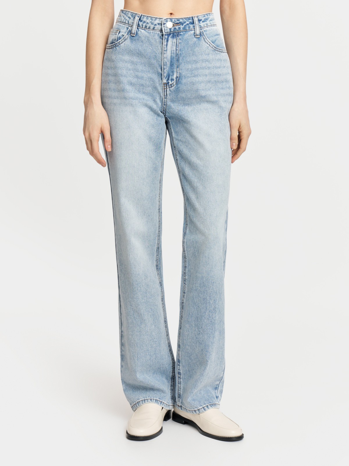 Джинсы прямого силуэта со средней посадкой