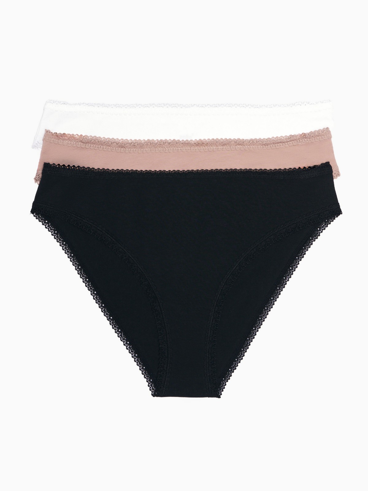 Набор трусов 3 шт в комплекте 799₽