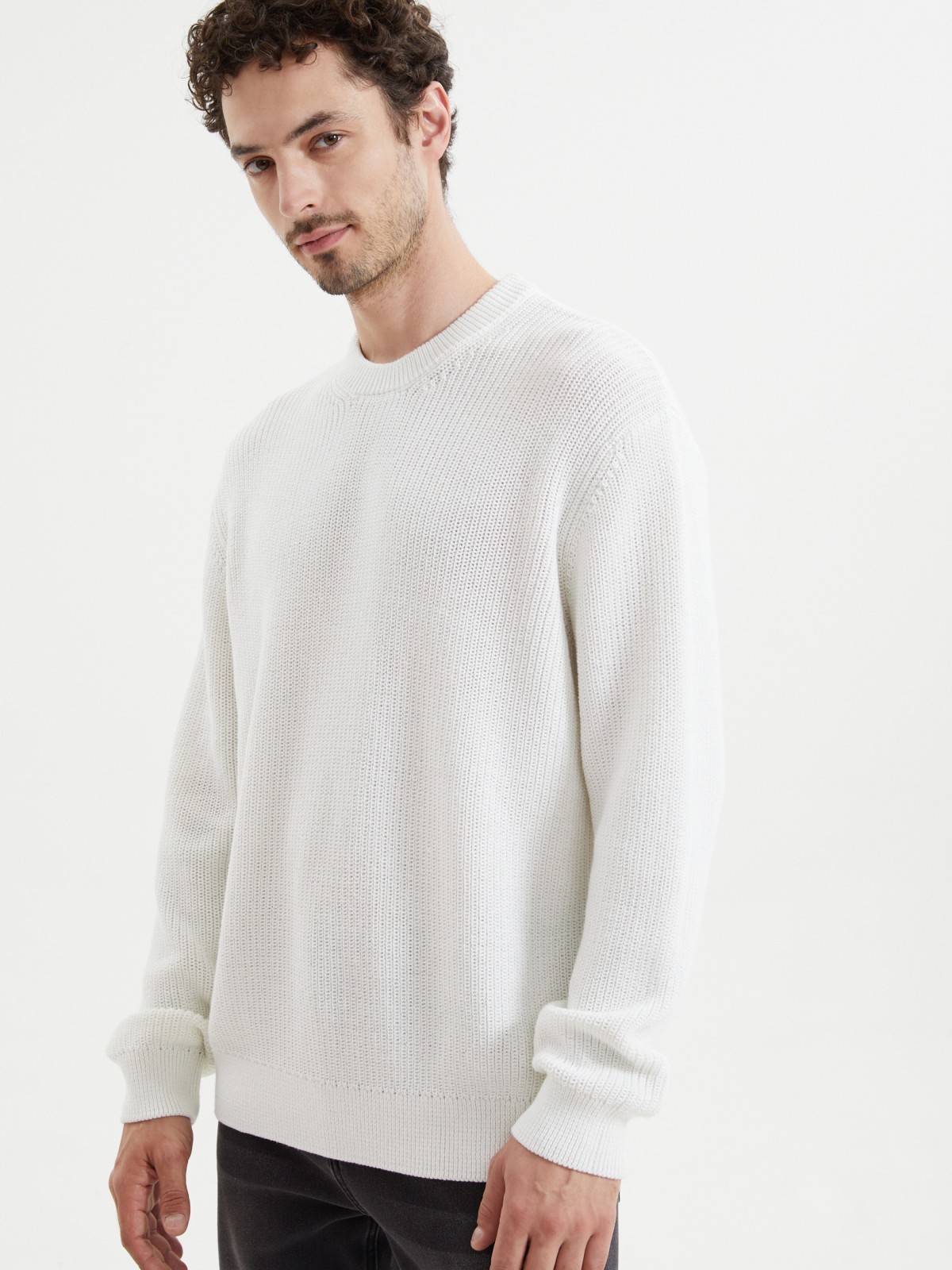 Вязаный джемпер с длинным рукавом