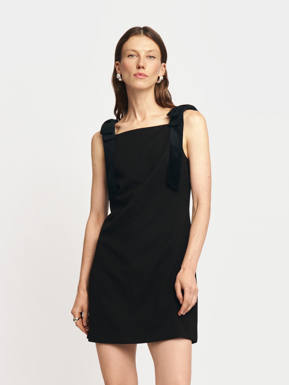 Сарафан мини с бантами