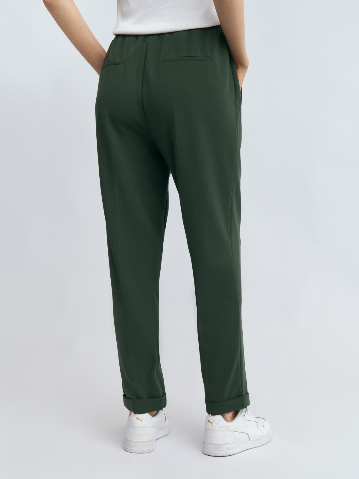 Брюки-джоггеры на резинке со стрелками