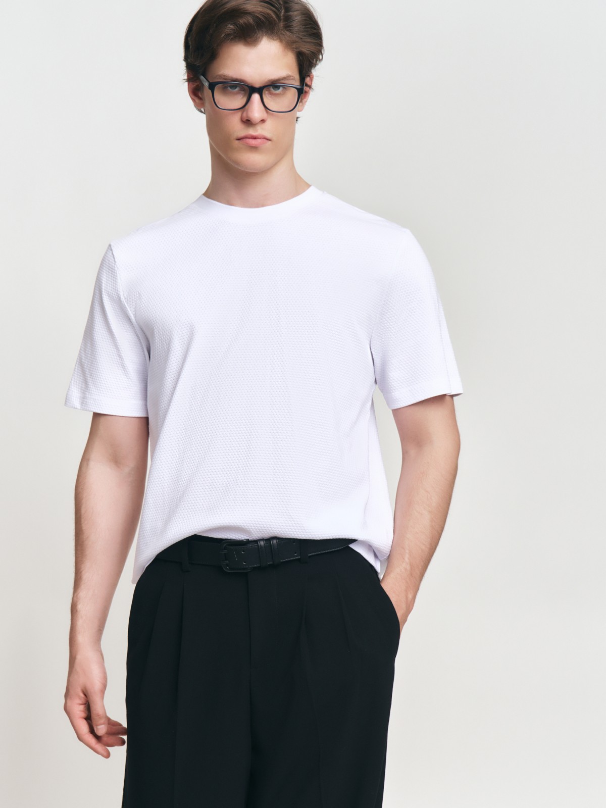 Футболка из хлопка с круглым вырезом