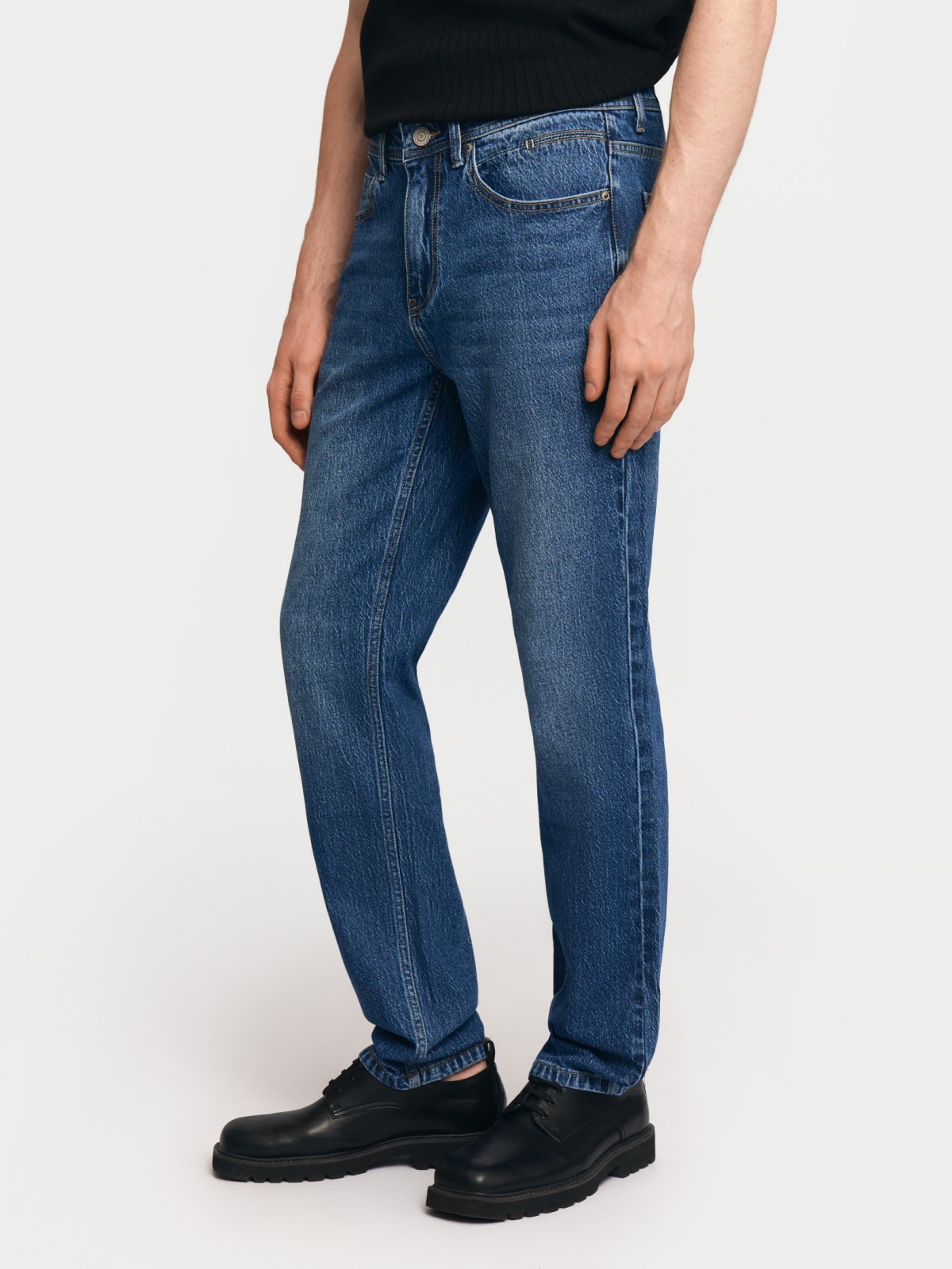 Джинсы фасона Tapered