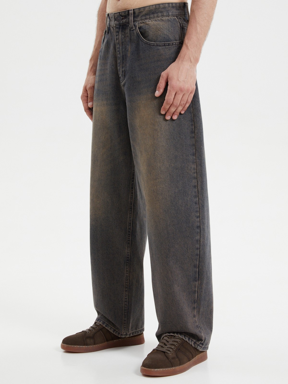 Джинсы фасона Baggy