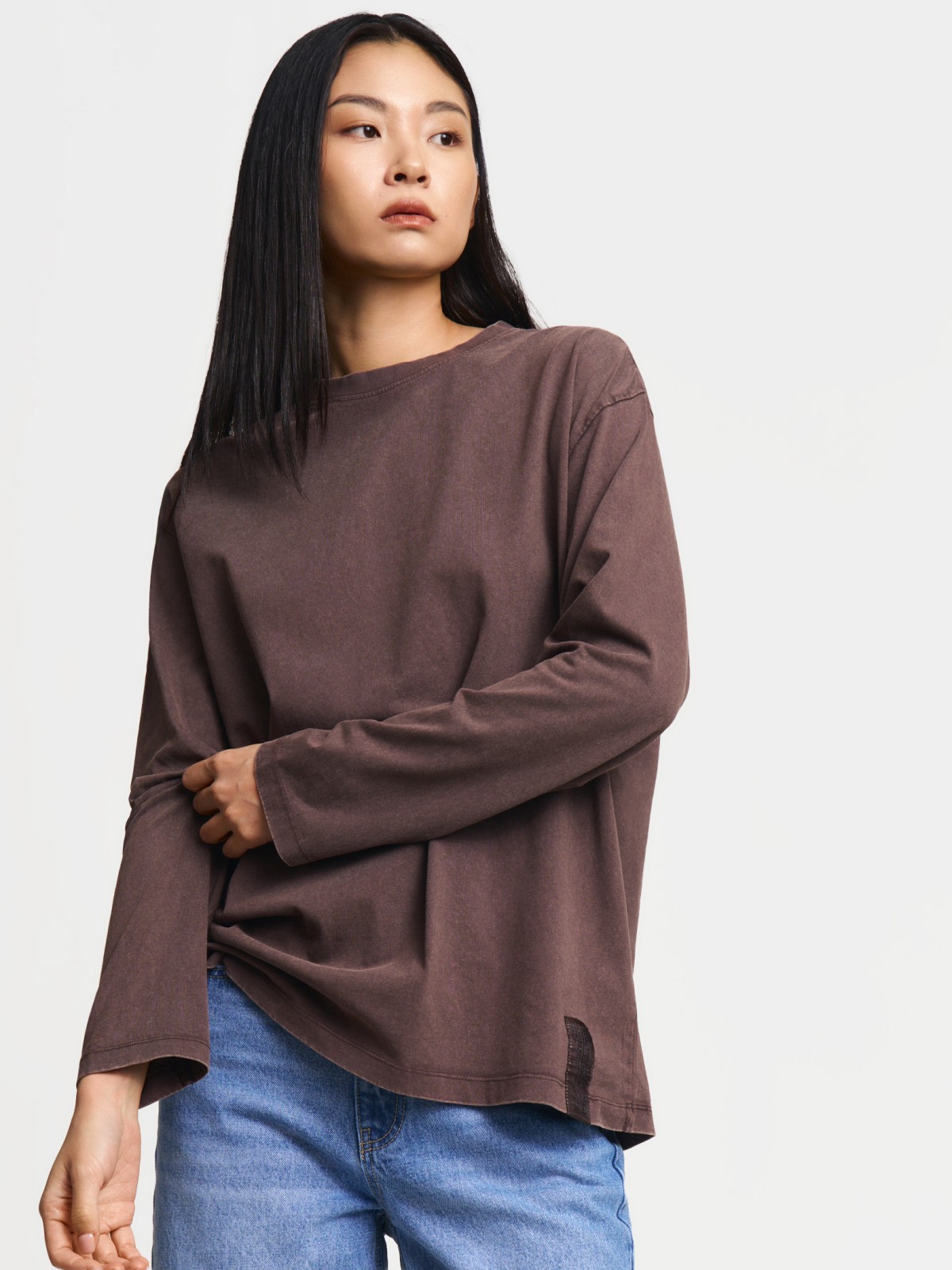 Трикотажный оверсайз лонгслив из хлопка