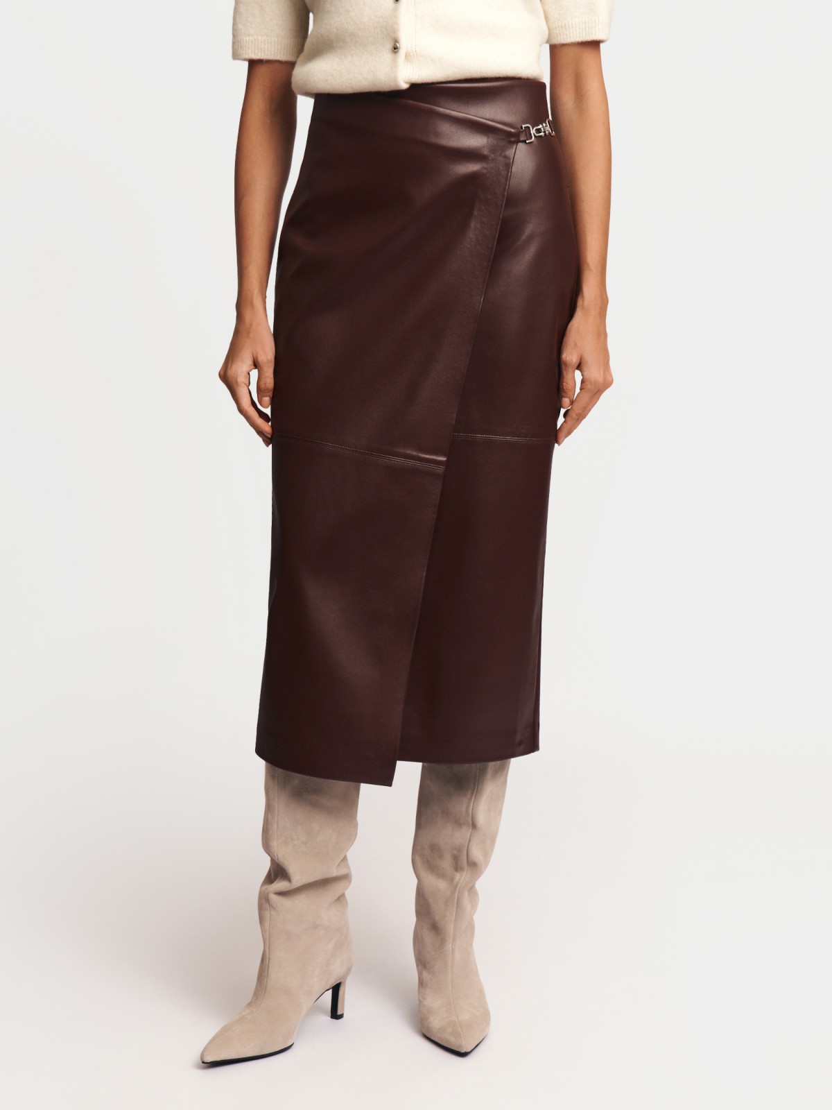 Юбка из экокожи с запахом