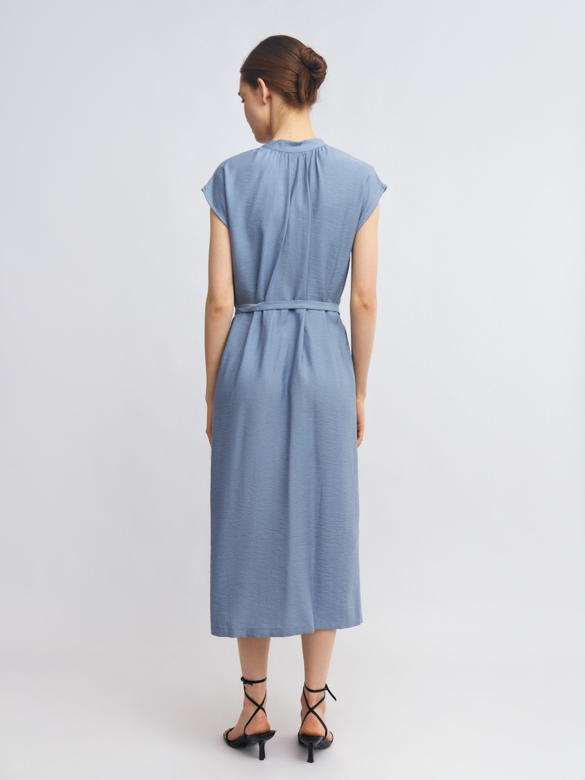 Платье-рубашка из вискозы с поясом