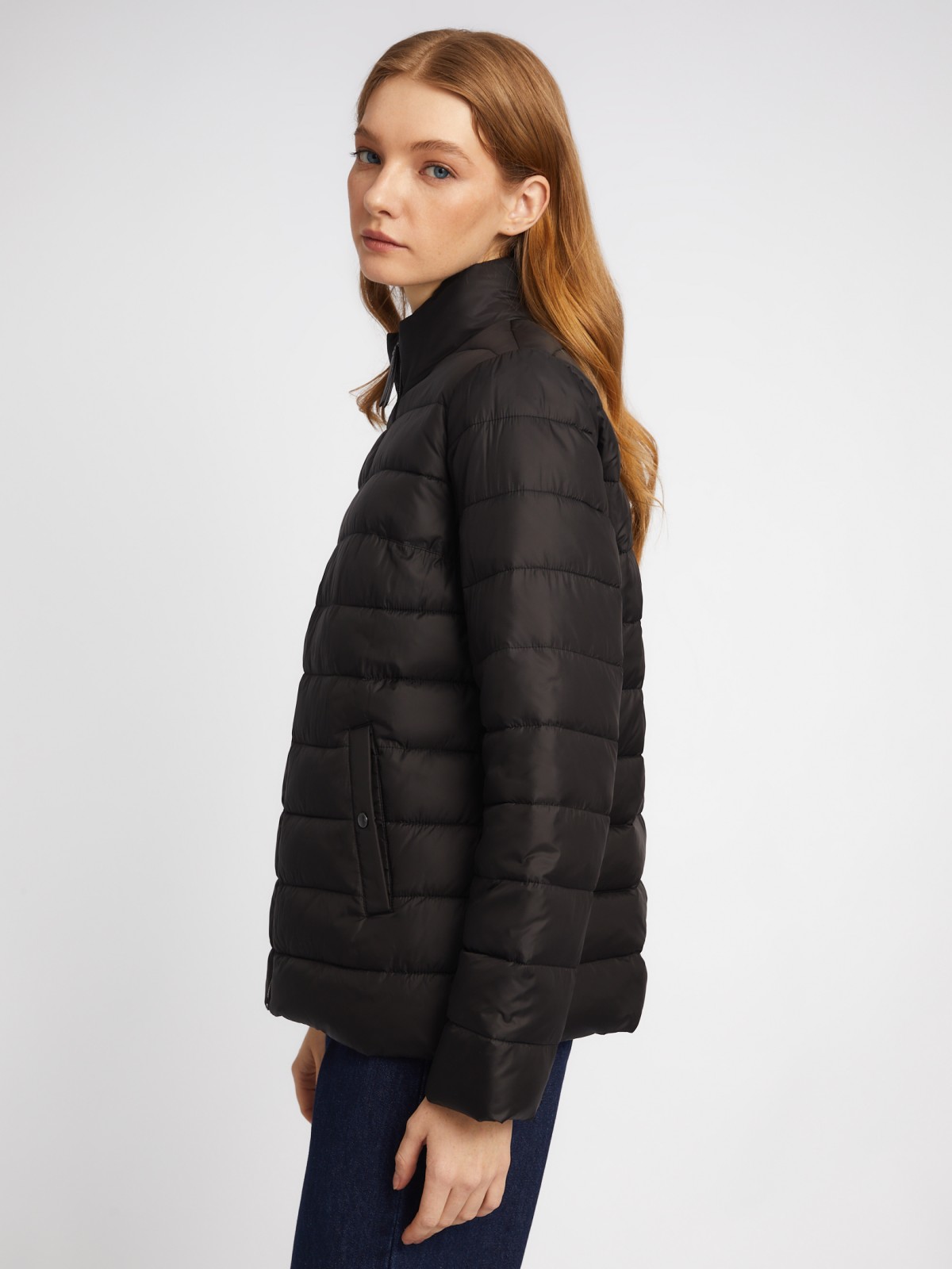 Утеплённая короткая куртка на молнии с воротником zolla 024135112154, цвет черный, размер S - фото 4