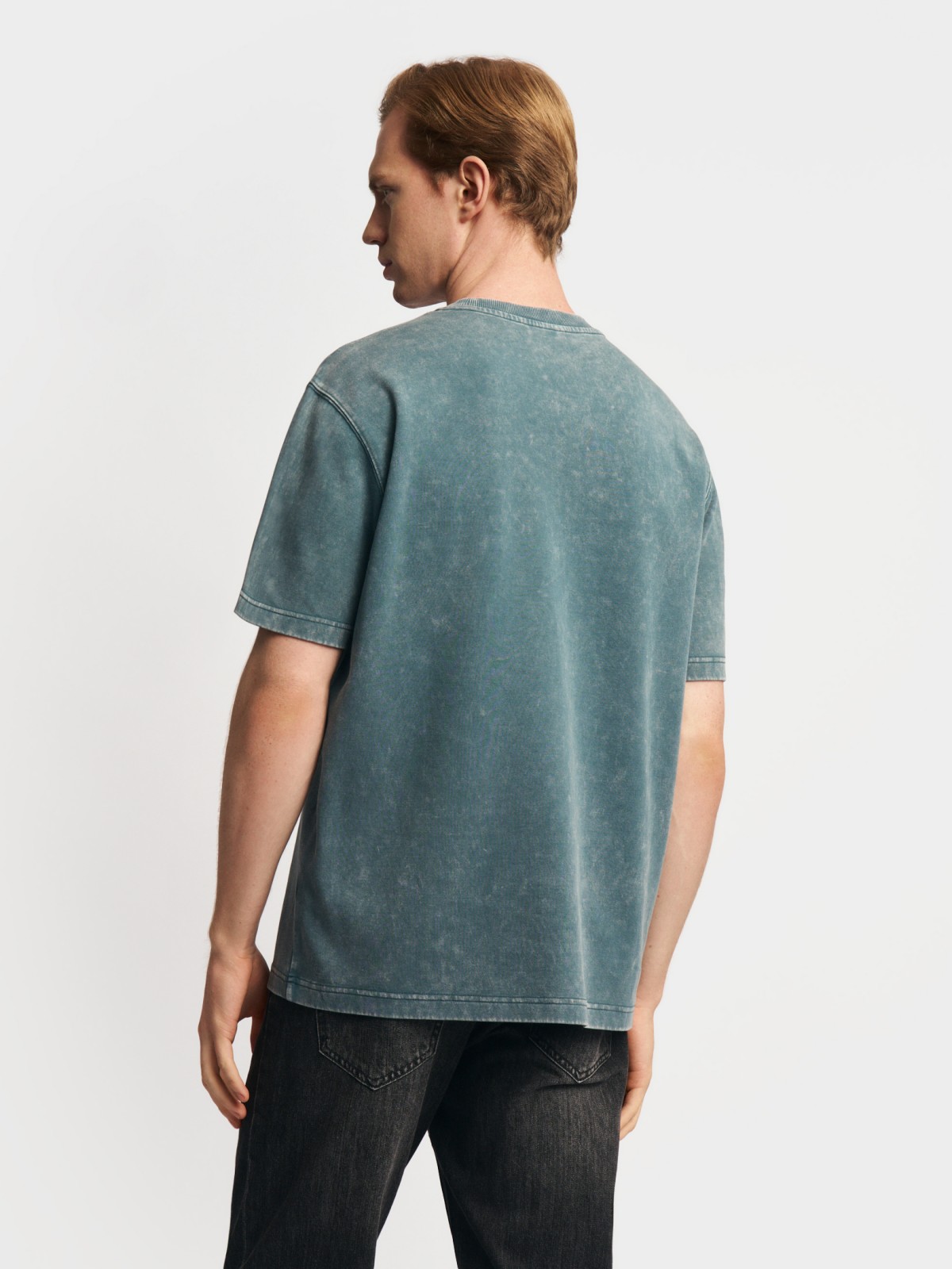 Футболка из хлопка с вышивкой