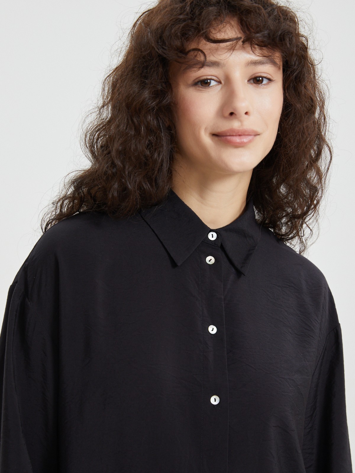 Однотонная рубашка из жатой ткани