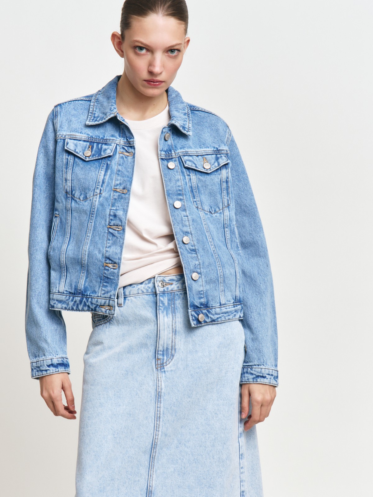 Джинсовая куртка прямого силуэта из хлопка