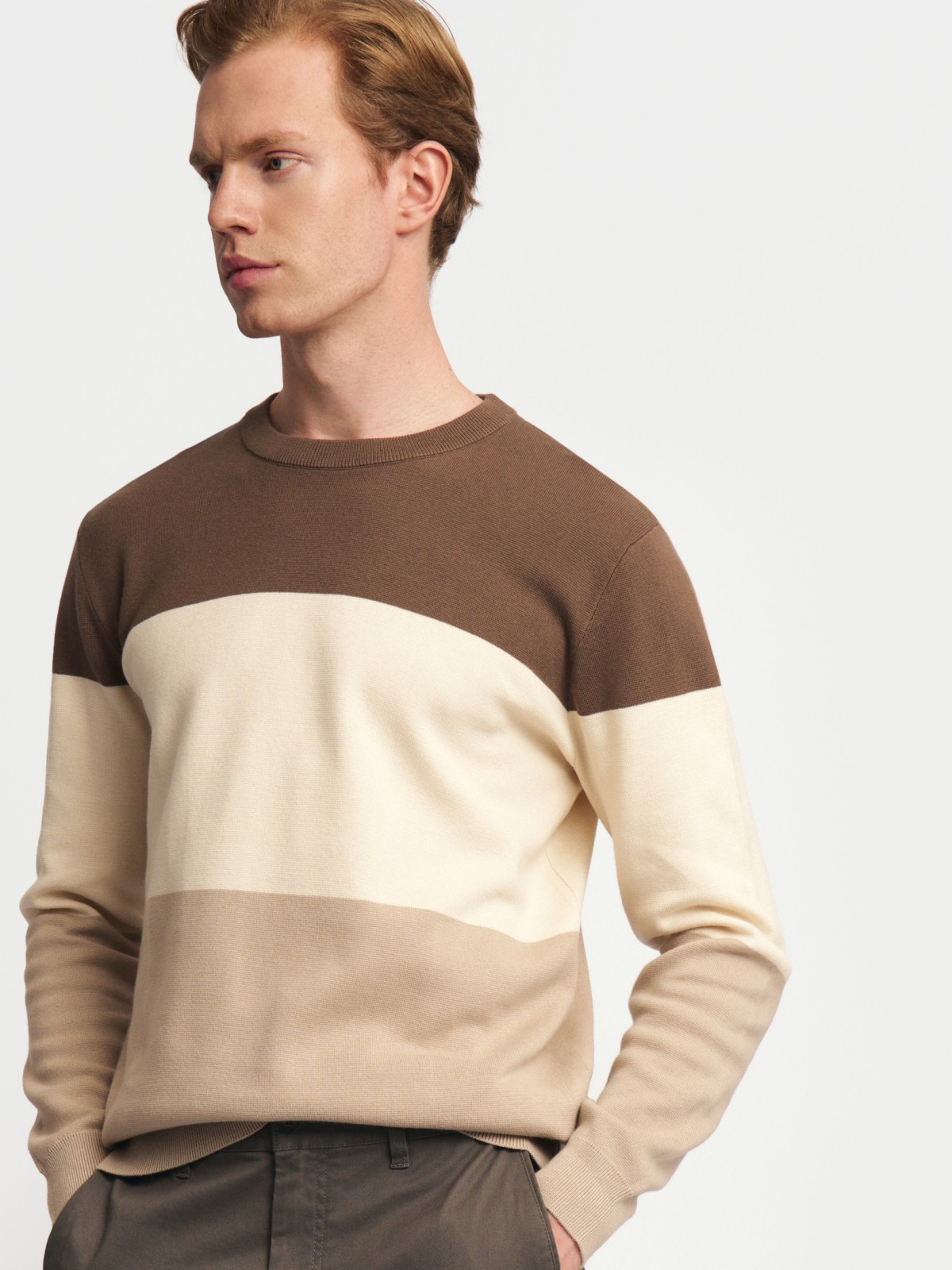 Тонкий вязаный джемпер из хлопка