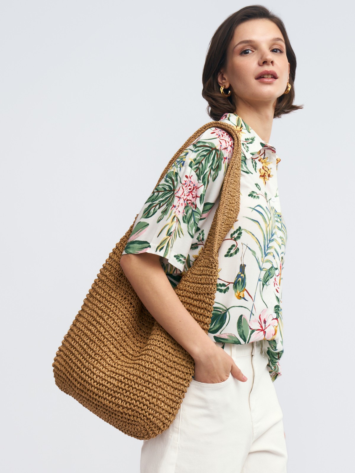 Рубашка из вискозы с тропическим принтом