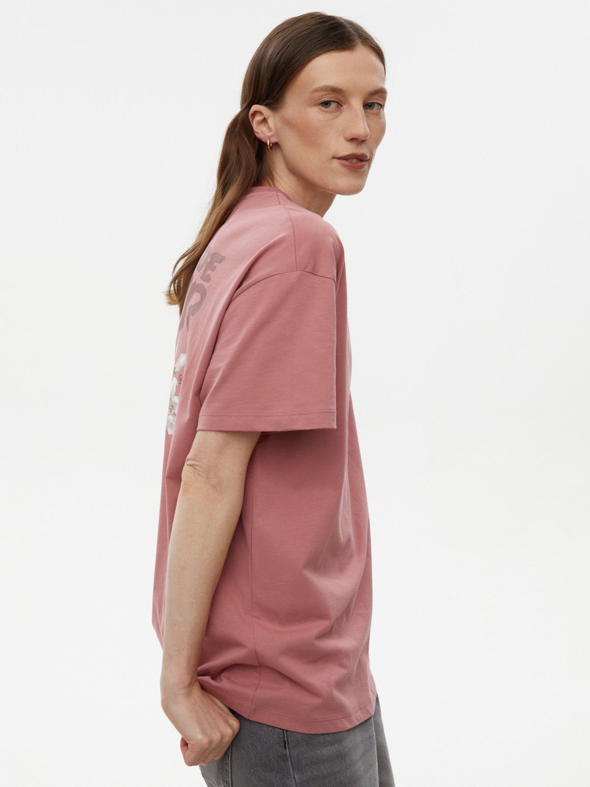 Футболка оверсайз из хлопка с принтом