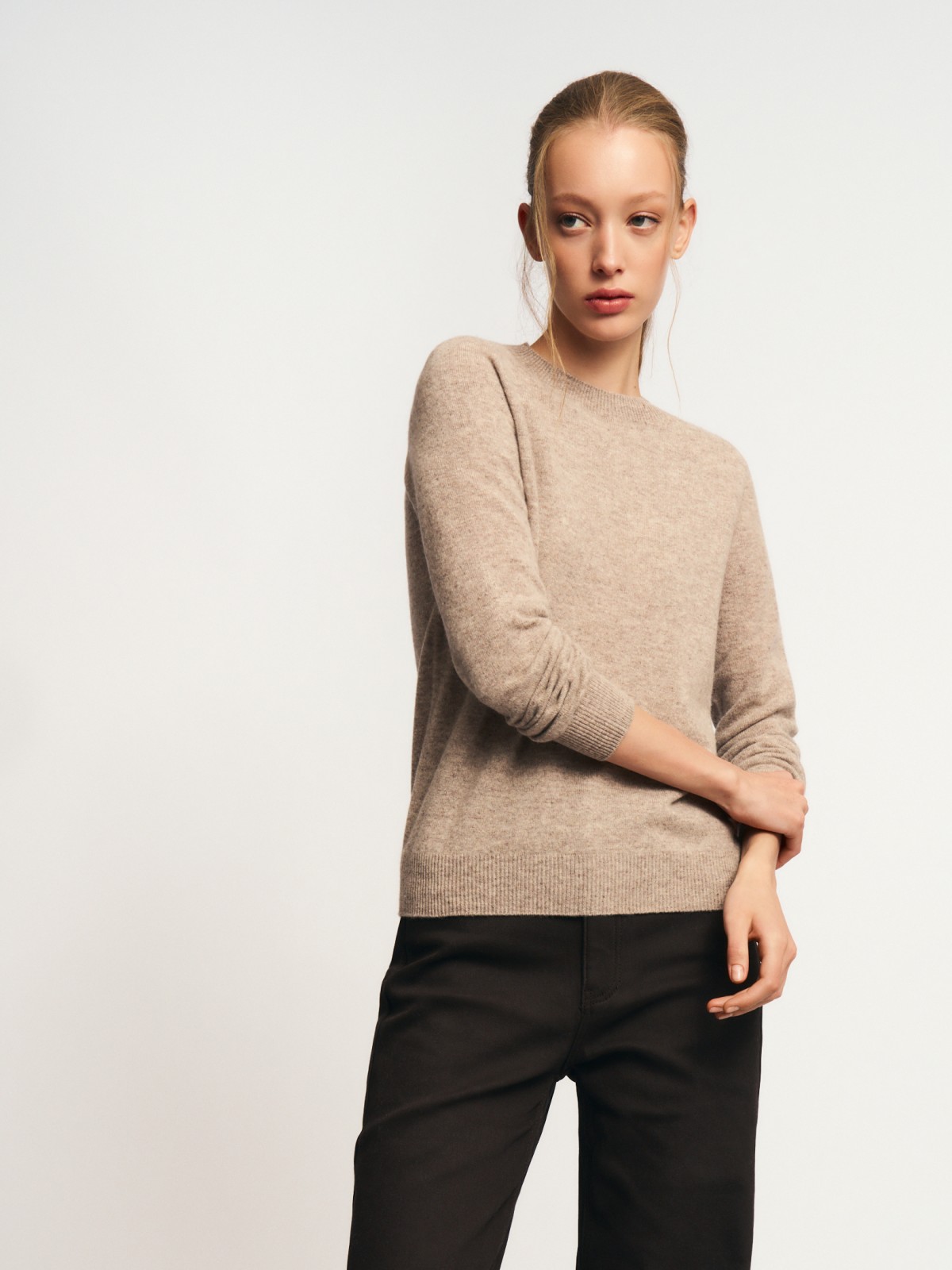 Шерстяной вязаный джемпер